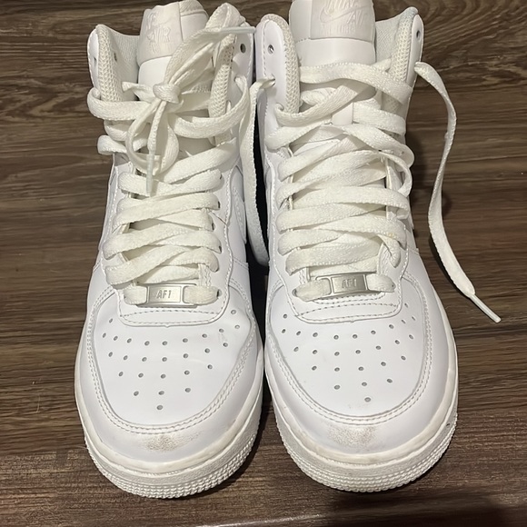 Nike AF1 - Picture 2 of 5